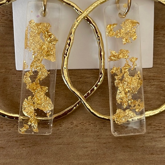 🎉❤️ NEW Marissa Leaves of Gold Dangle Earrings Easter Gifts - Picture 5 of 5